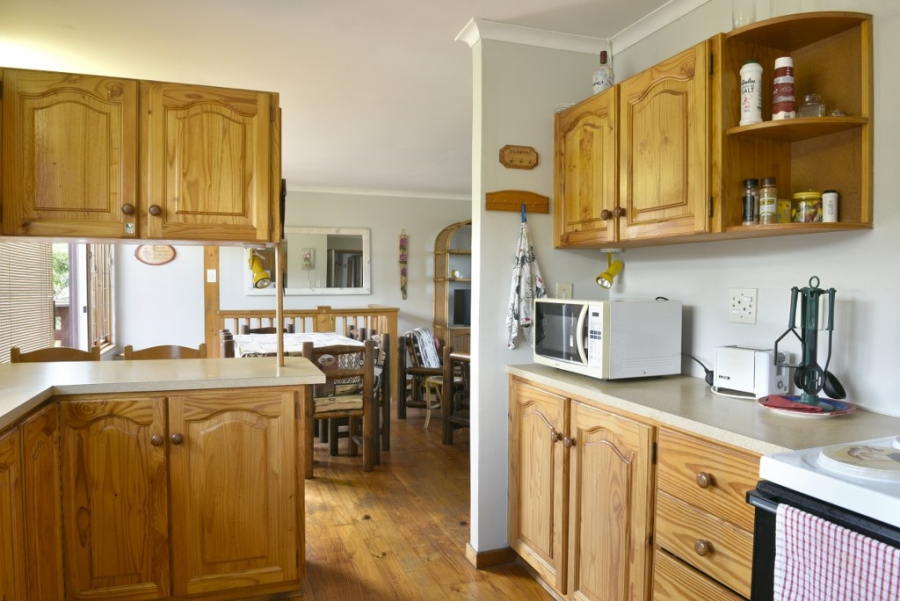 4 Bedroom Property for Sale in Heuningkloof Western Cape